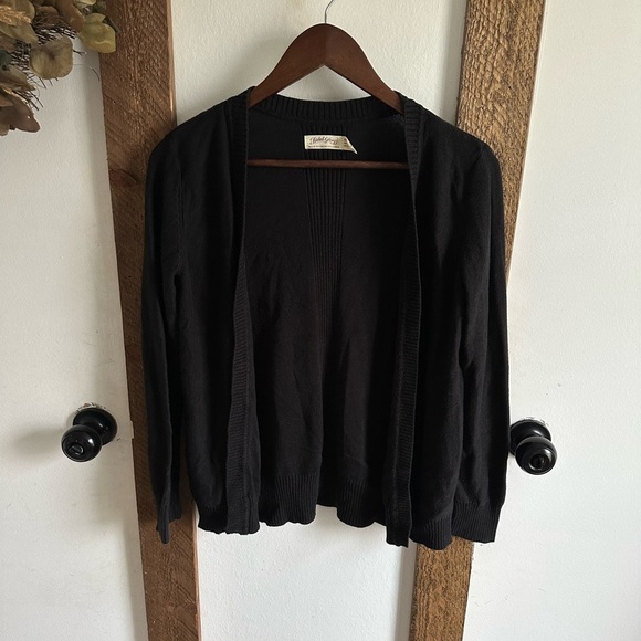 Faded Glory Women's Open Front Cardigan Long Sleeve Black Size Small
VGUC
Bin 14 - Picture 6 of 9